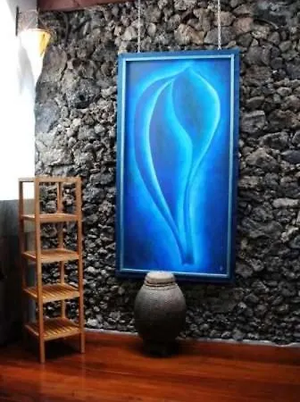 Sleeps 2 Wifi Appartamento Uga